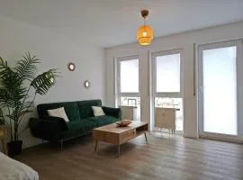 Studio-Priv.Parkplatz-Balkon-Wlan-Netflix-SmartTV