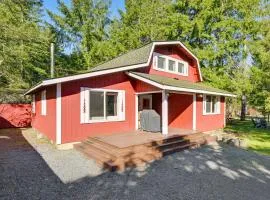 Cozy Ashford Home - 5 Mi to Rainier Nat'l Park!