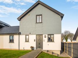 3 Bed in Brynteg oc-d33659, hotel di Brynteg
