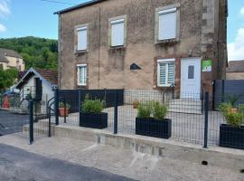 Maison confortable près de Luxeuil-les-Bains - FR-1-583-474, Hotel in Raddon-et-Chapendu