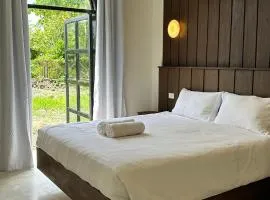 Villa Elle Private King Rooms