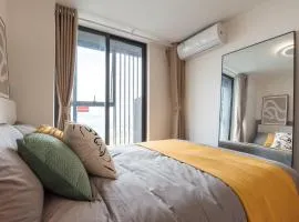 Guangzhou South Station - University City - Olympic Garden Yue Times Square - Chimelong Tourist Resort - Vanke World Expo Business Center - 2 bathrooms - 4 bedrooms