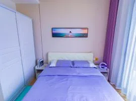 - Parent child Travel - Phoenix Airport - Sanya Railway Station - Sanya Bay - West Island - Luhuitou - Dadonghai - No-1 Harbor City - Sea Travel Duty Free City - Liberation Road Pedestrian Street