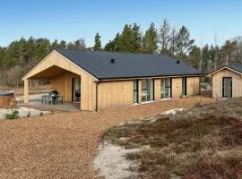 Cozy Home In Sæby With Wifi