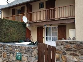 Pyrenees Chalet Gèdre Gavarnie, hotell i Gèdre