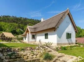 Klementina's Guest House - Happy Rentals