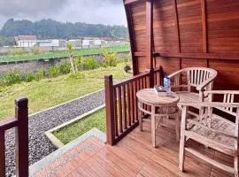 Arkatama Lumbung Bali Kintamani with Lake View