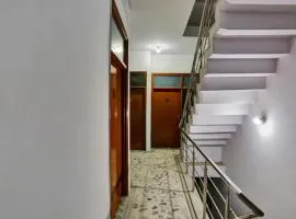 Hotel O Royal palace�