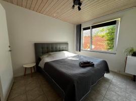 Charming Villa - Lalandia & Puttgarden & Femern, hotel em Rødby