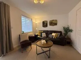 3 bedrooms Home away from Home near NNUH & UEA with 2 parking