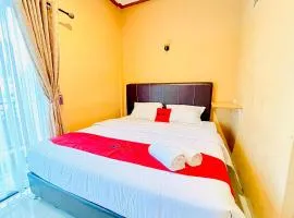 RedDoorz at Hotel Dieng Berastagi
