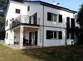 Green Garden House Oasis of paradise on the hills