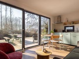 Tiny House by the water in Oud Ade - Tuin van Keet - 24, hotel sa Oud-Ade