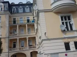 Apartmán U kolonády s terasou