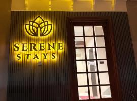 Serene Stays, hotel em Malaut