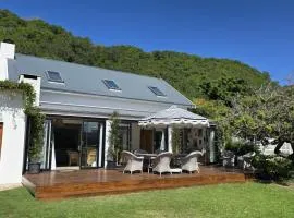 Buff and Fellow by the Bay