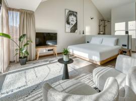 Van Heeckeren City Centre Jacuzzi Lofts – hotel w mieście Nes