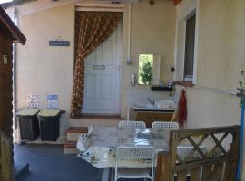 la PASSERONNE, hotel a Barbentane