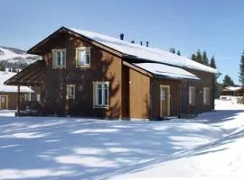 PUUSTILANRANTA 4 A (5 mh)