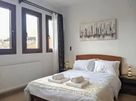Elegant Apartment in Siatista with a View