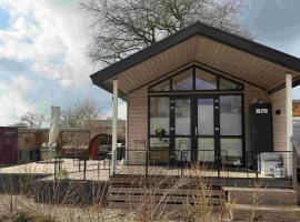 tinychalet-eider, hotel in Erfde