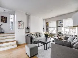 100m apt with terrace in St-Cloud