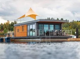 Floatinghouse Skyline