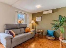 Cómodo y familiar · Cocina completa + Wifi (Nido)