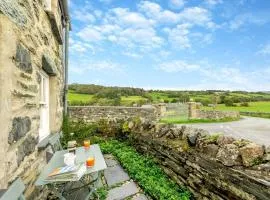 2 Bed in Betws -y- Coed oc-skn03