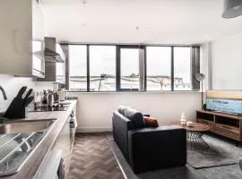 Smart 1 Bed Apartment in Central Wrexham