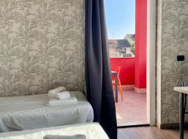 Bnbook Residence La Red โรงแรมในโร