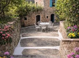Stone house Gavaloxori village near Chania