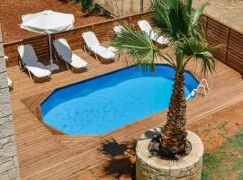 Gaia luxury villa