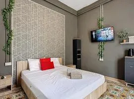 Bright Gzira Studio with Balcony & AC and Fast Wifi
