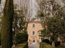 Contemporary bastide in Aix