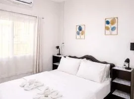 Yada House s&h