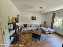 vendégház A Mi Paradicsomunk โรงแรมในPalotabozsok