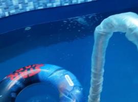 Egg Lodge Hotel, hotelli kohteessa Tema