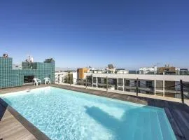 Ocean Horizon Luxury Apartment