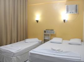 Oasis Chartouni Hotel, hotel a Blumenau
