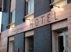 Fuzei Hôtel Lorient-Lanester, hôtel à Lanester