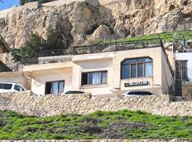 The Castle İnn, מלון במרדין