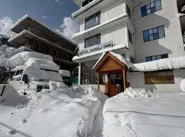 New Suraj Inn - Nestled near Hadimba Temple ! Rooftop Cafe ! Private Parking