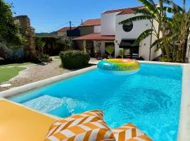 Pool oasis with private parking -Vigia 8