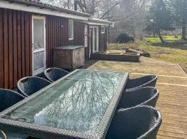 2 Bedroom Nice Home In Stenlille