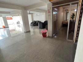 Hotel Kishan, hotel en Kumardubhi