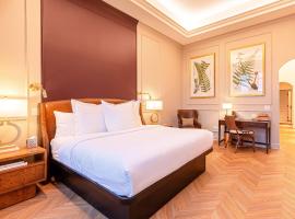 Sinclair Suites - Boutique Hotel West Dundee, hotelli kohteessa West Dundee