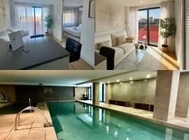 Modern Luxury Studio at Forbes with Indoor Pool & Gym