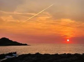 Sole 1 Bilocale a Isola Rossa 50mt dal Mare