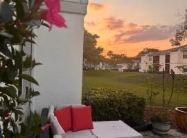 2B2B Heated Pool Cozy Condo